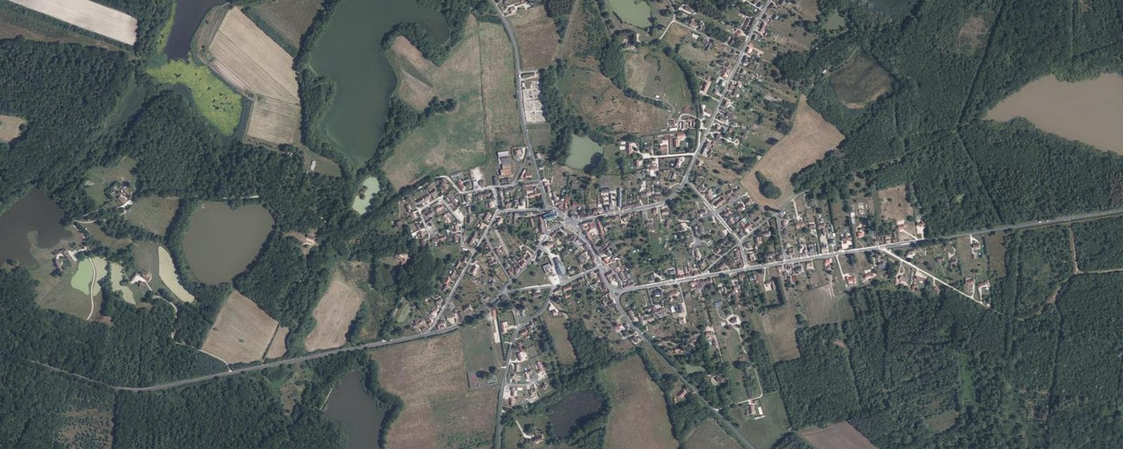 Vue aérienne de Marcilly-en-Gault (Loir-et-Cher)