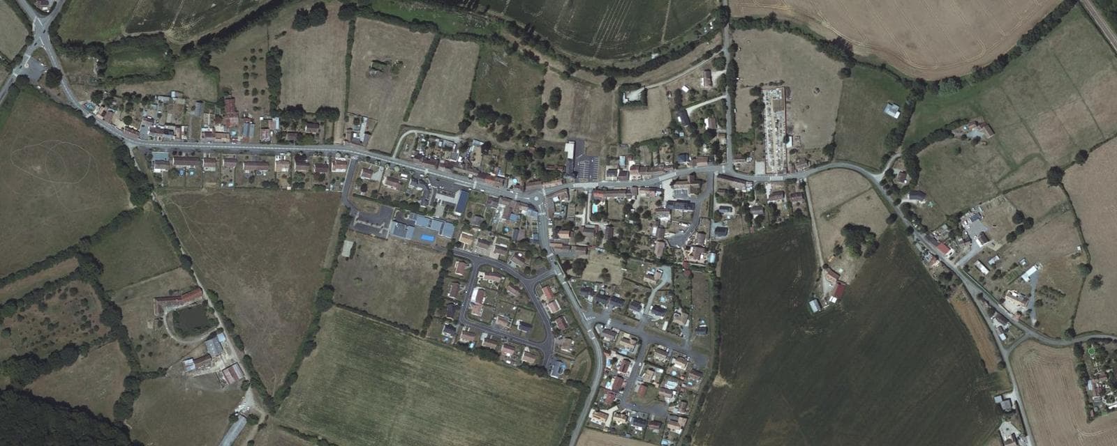 Vue aérienne de Maresché (Sarthe)