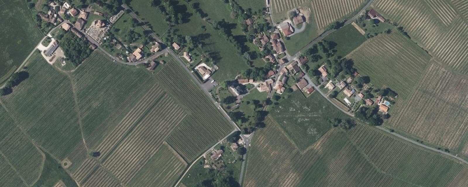 Vue aérienne de Mauriac (Gironde)
