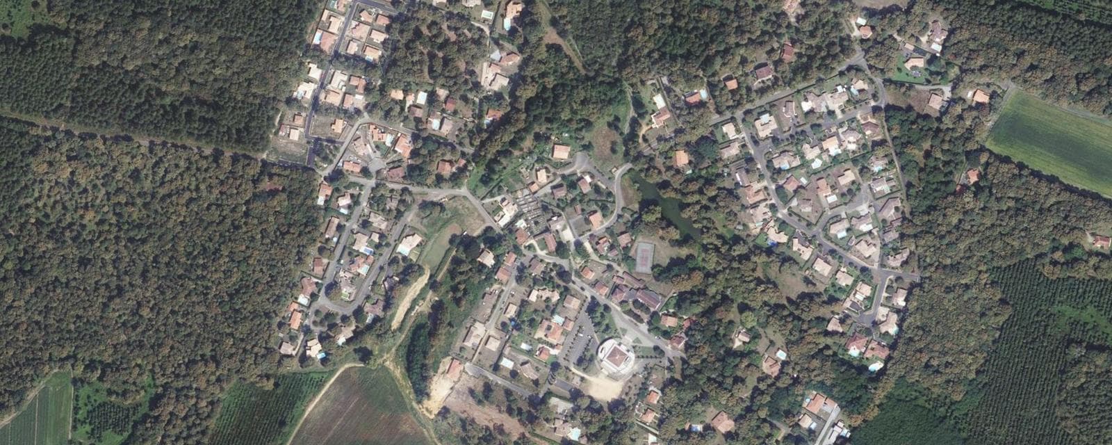 Vue aérienne de Mazerolles (Landes)