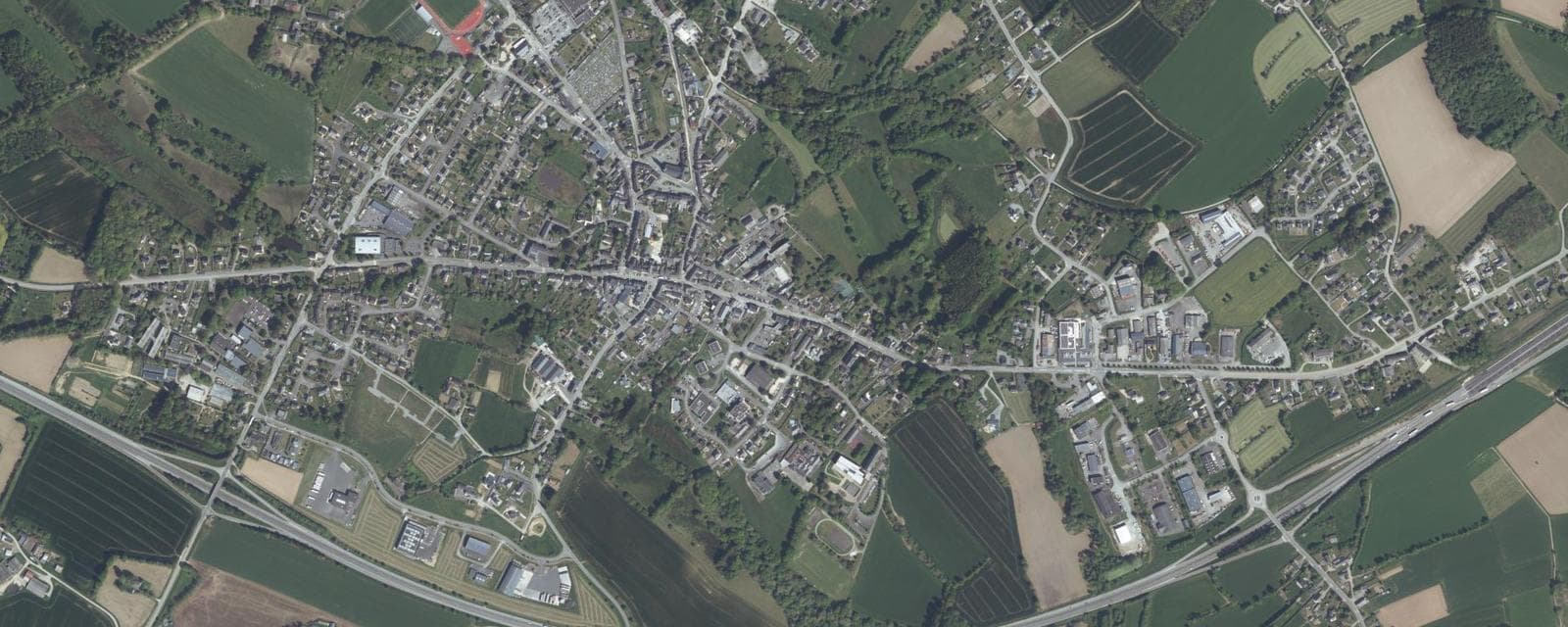Vue aérienne de Merdrignac (Côtes-d'Armor)