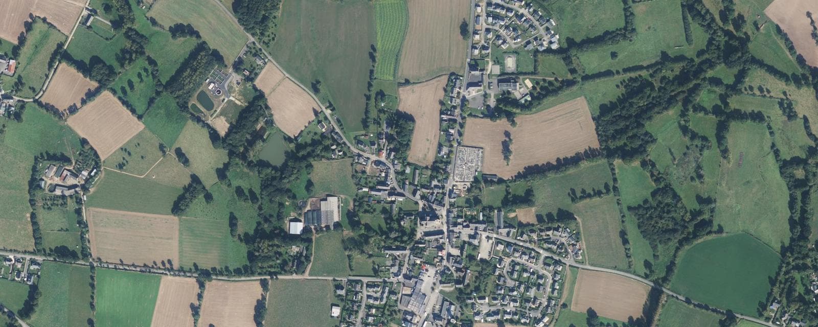 Vue aérienne de Mézières-sur-Couesnon (Ille-et-Vilaine)