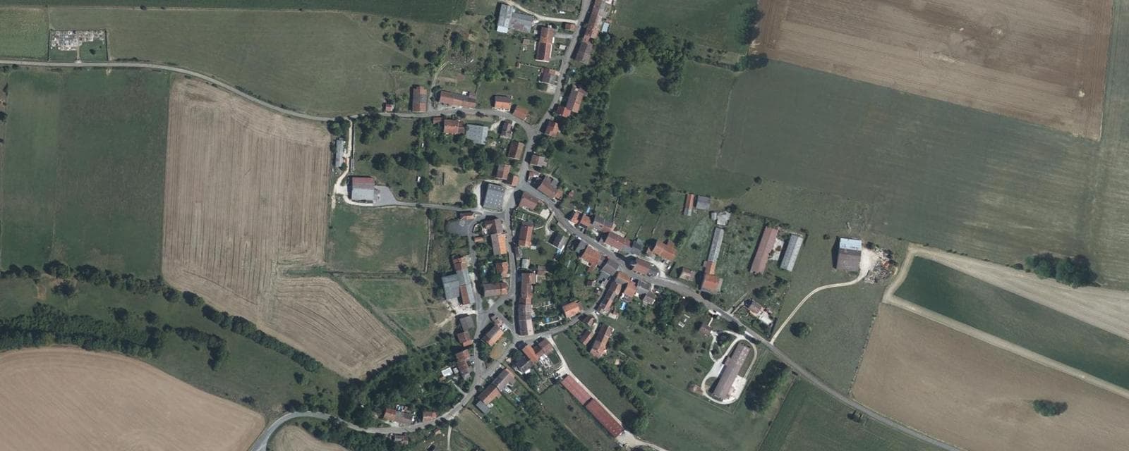 Vue aérienne de Millières (Haute-Marne)