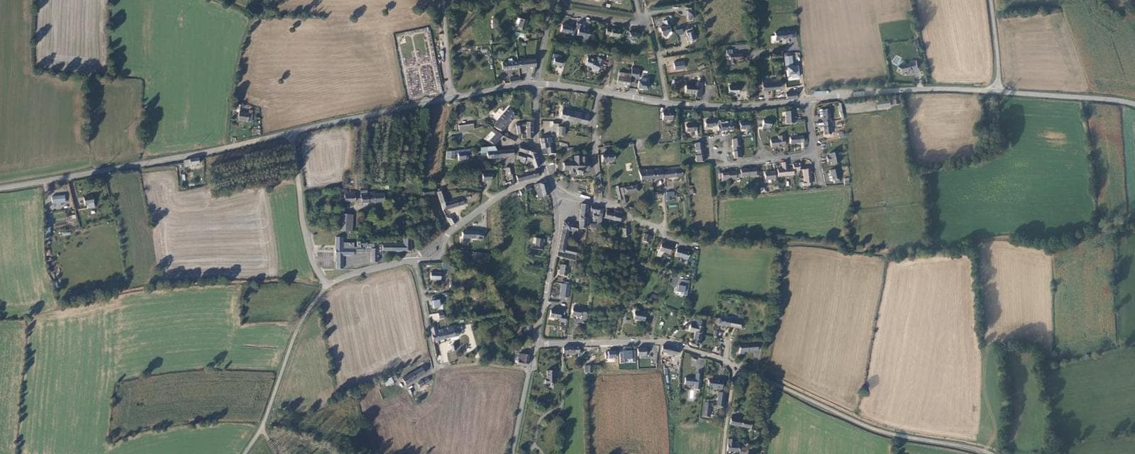 Vue aérienne de Miniac-sous-Bécherel (Ille-et-Vilaine)