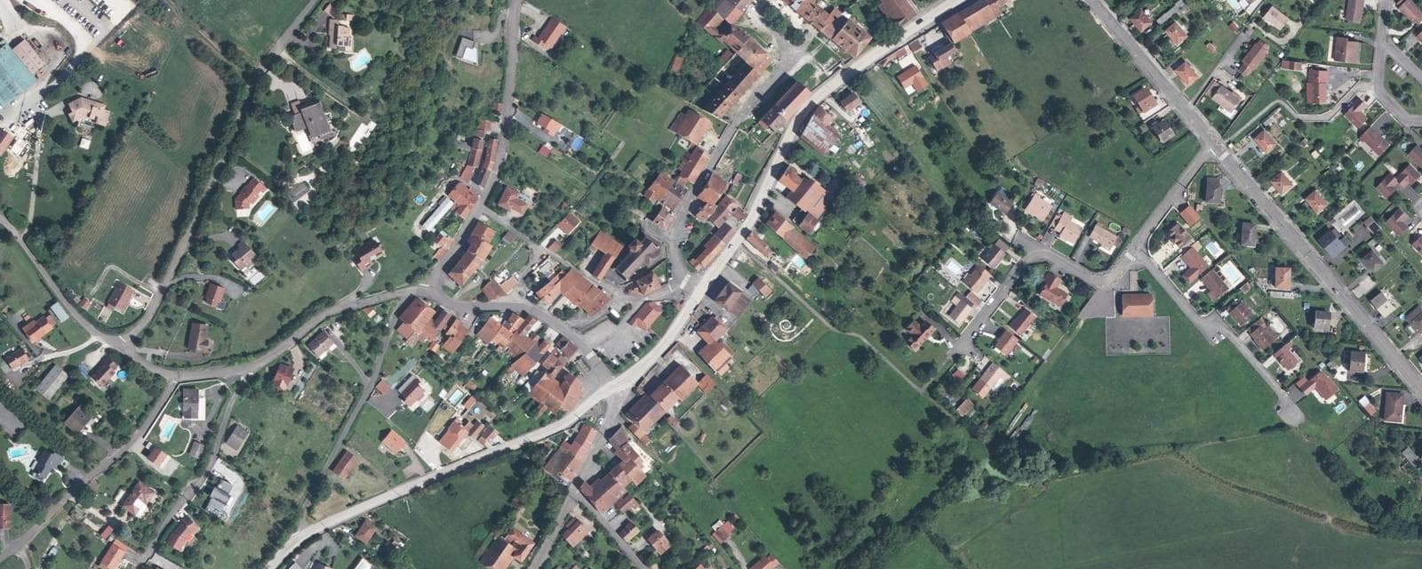 Vue aérienne de Montigny-lès-Vesoul (Haute-Saône)