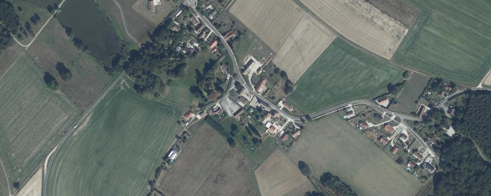 Vue aérienne de Montmain (Côte-d'Or)