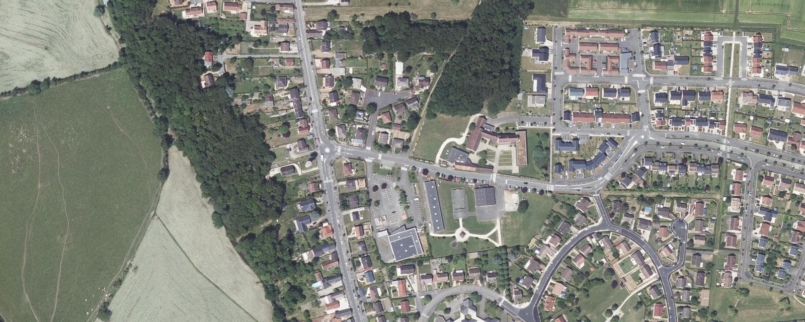 Vue aérienne de Morancez (Eure-et-Loir)