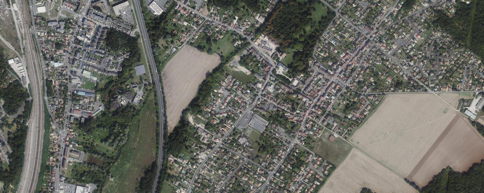 Vue aérienne de Morigny-Champigny (Essonne)