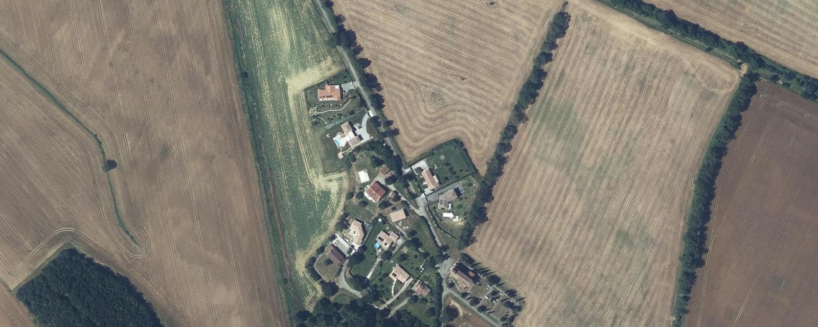 Vue aérienne de Mourvilles-Basses (Haute-Garonne)