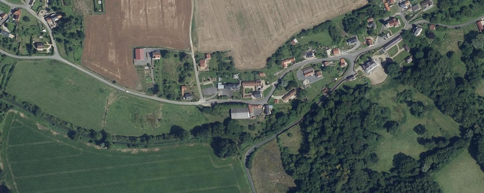 Vue aérienne de Moussy-Verneuil (Aisne)