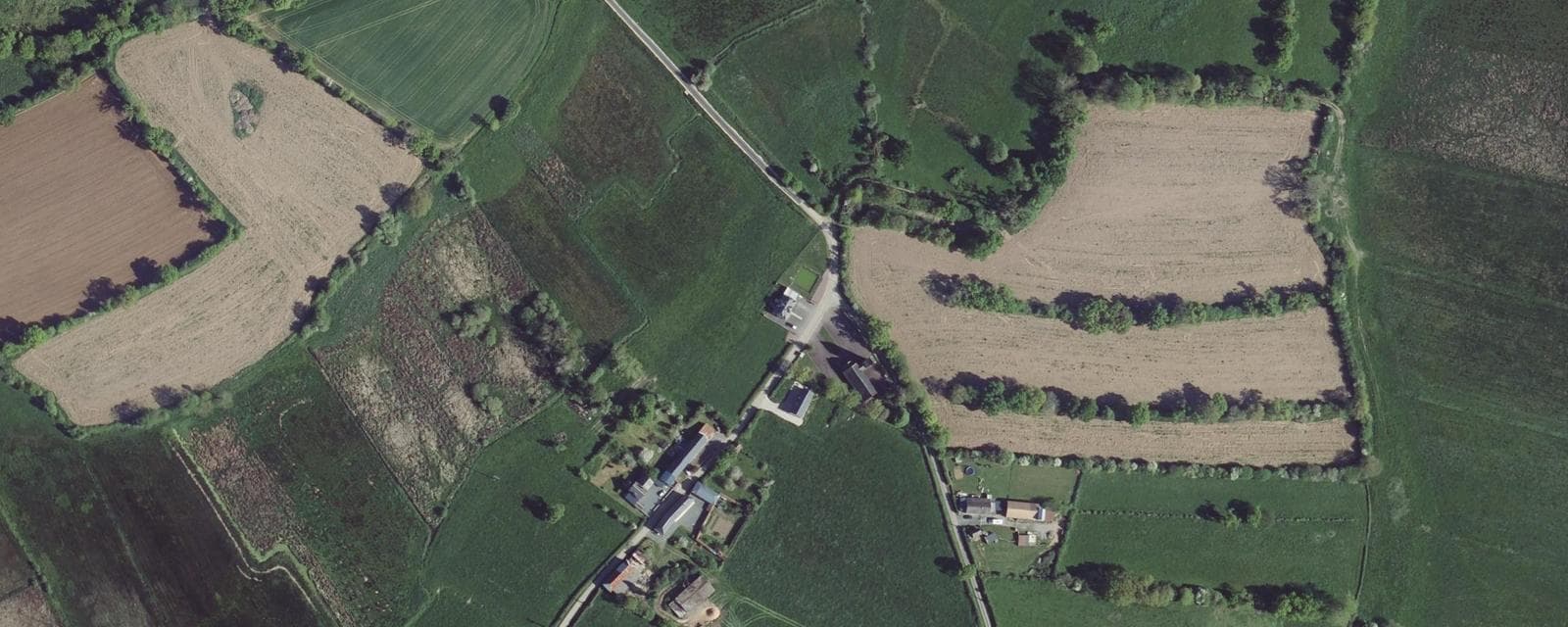 Vue aérienne de Nay (Manche)