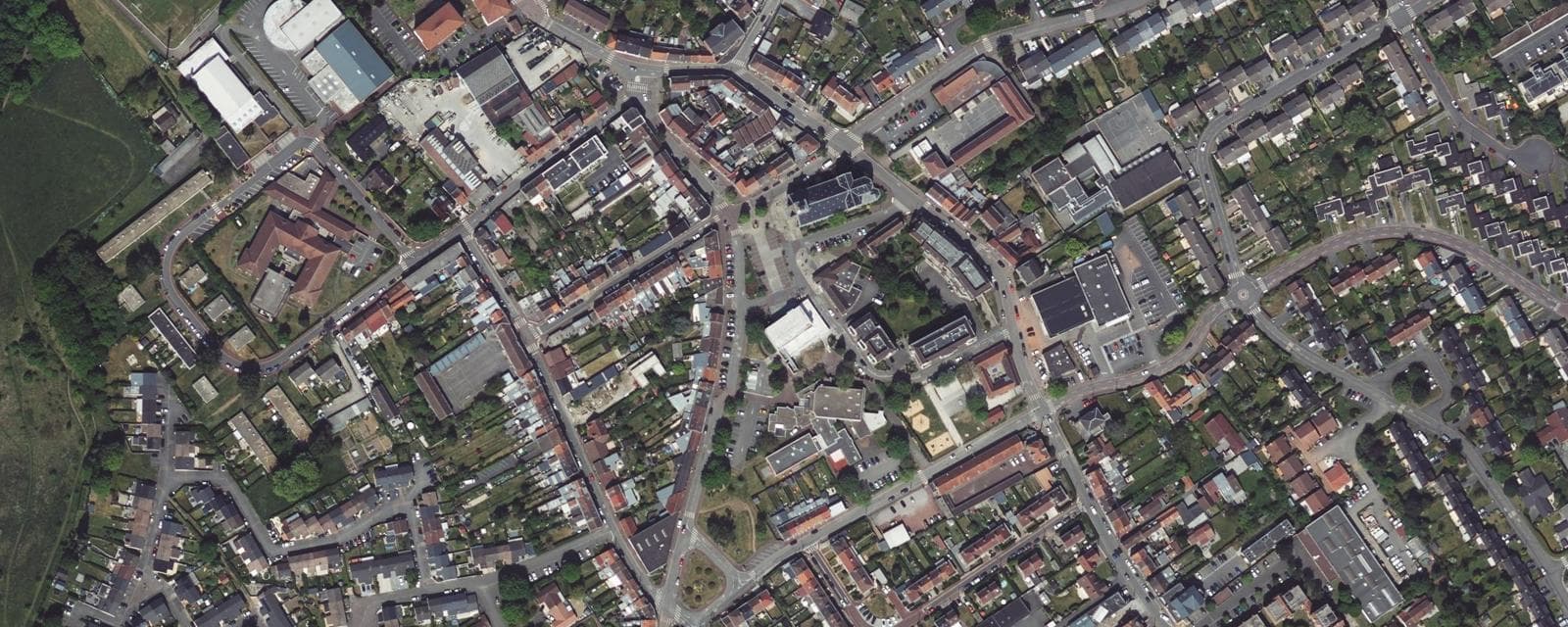 Vue aérienne de Neuville-en-Ferrain (Nord)