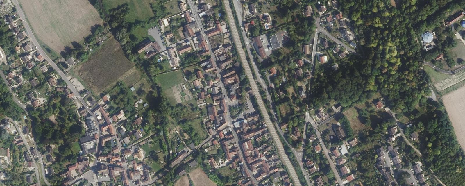 Vue aérienne de Nézel (Yvelines)