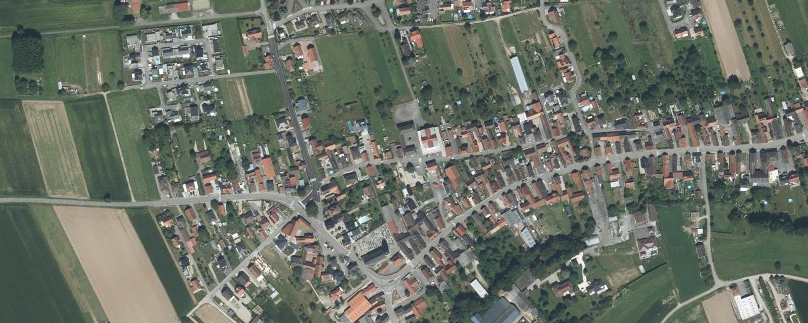 Vue aérienne de Niederlauterbach (Bas-Rhin)