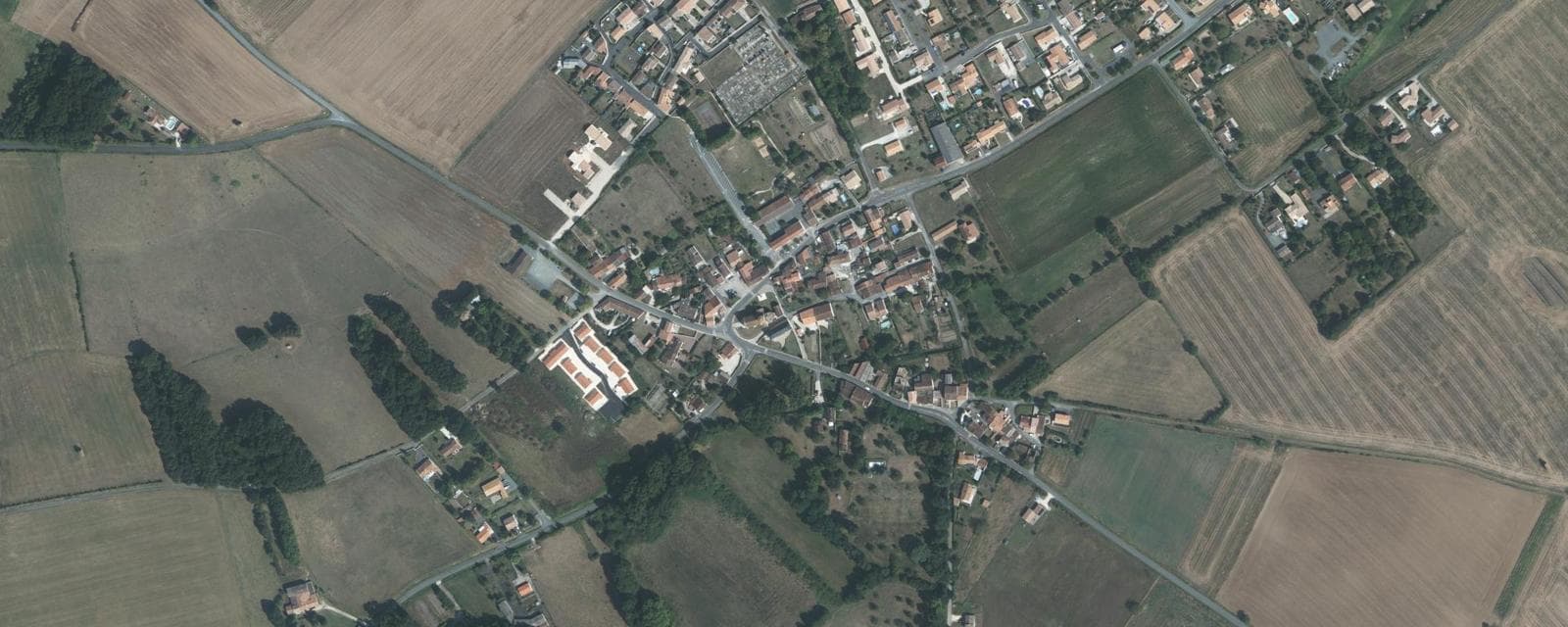 Vue aérienne de Nieul-lès-Saintes (Charente-Maritime)