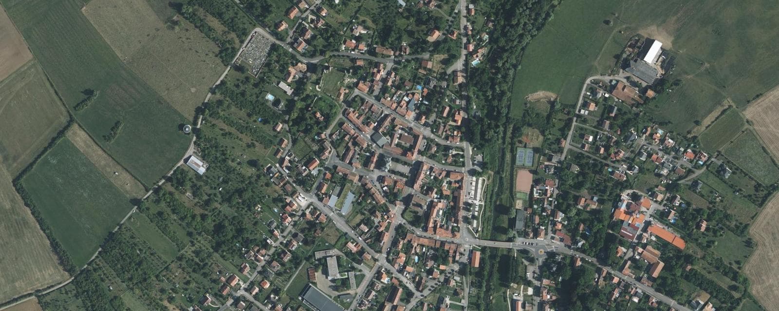 Vue aérienne de Nomeny (Meurthe-et-Moselle)