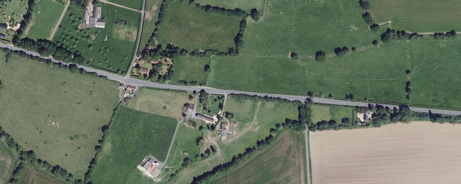 Vue aérienne de Notre-Dame-de-Livaye (Calvados)