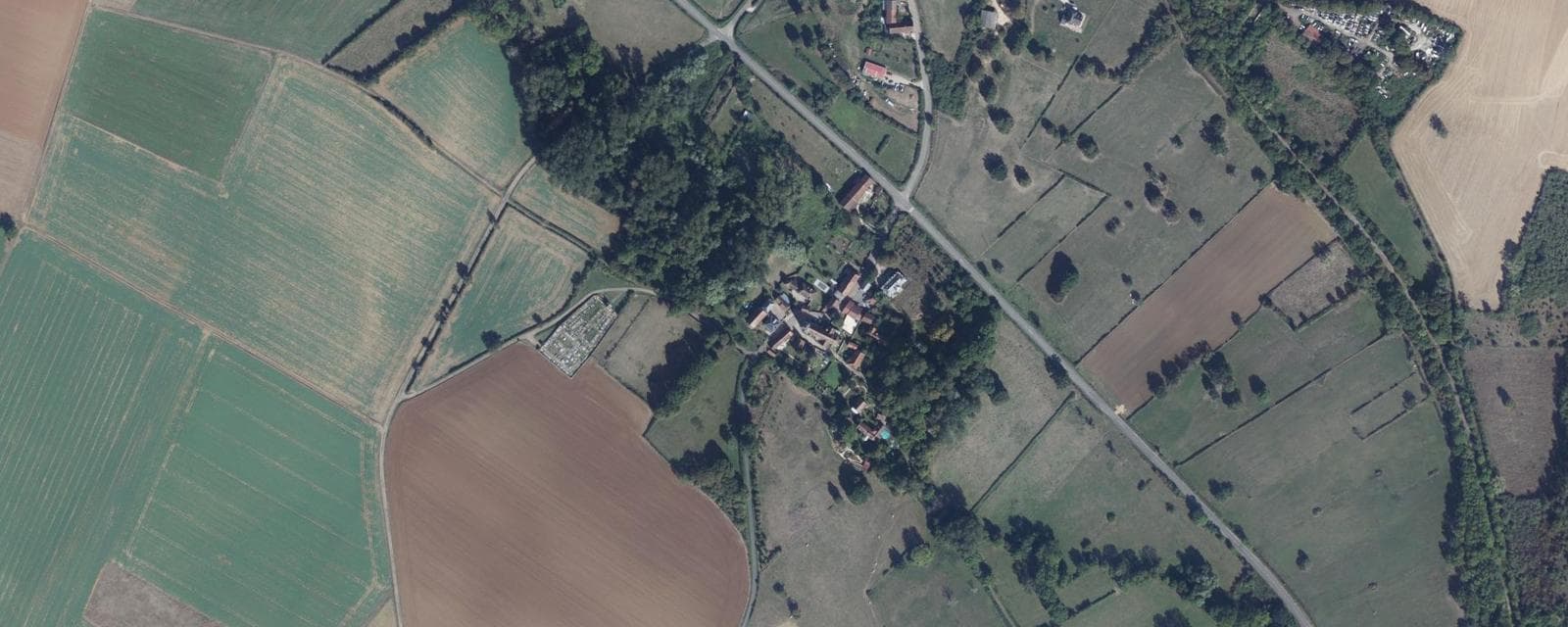 Vue aérienne de Oisy (Nièvre)