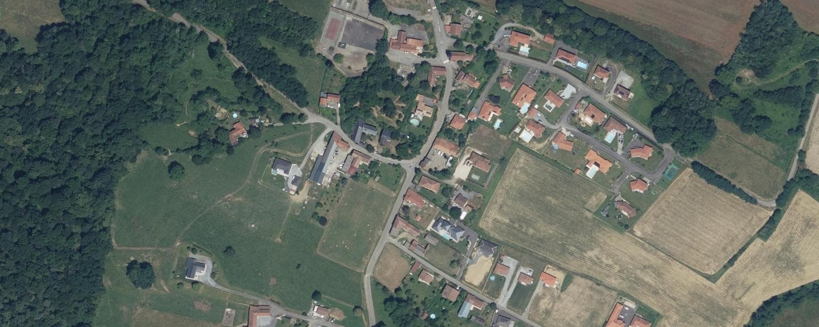 Vue aérienne de Oléac-Debat (Hautes-Pyrénées)