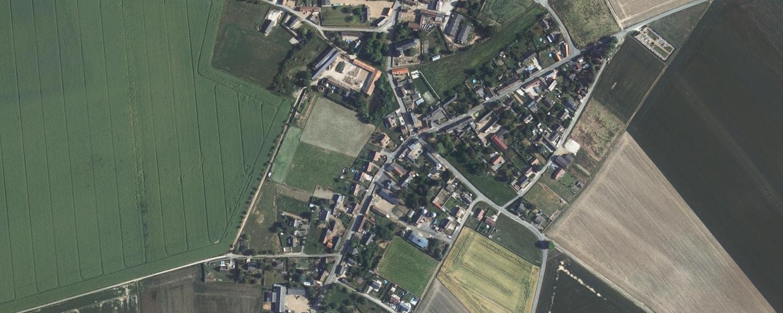 Vue aérienne de Ollé (Eure-et-Loir)