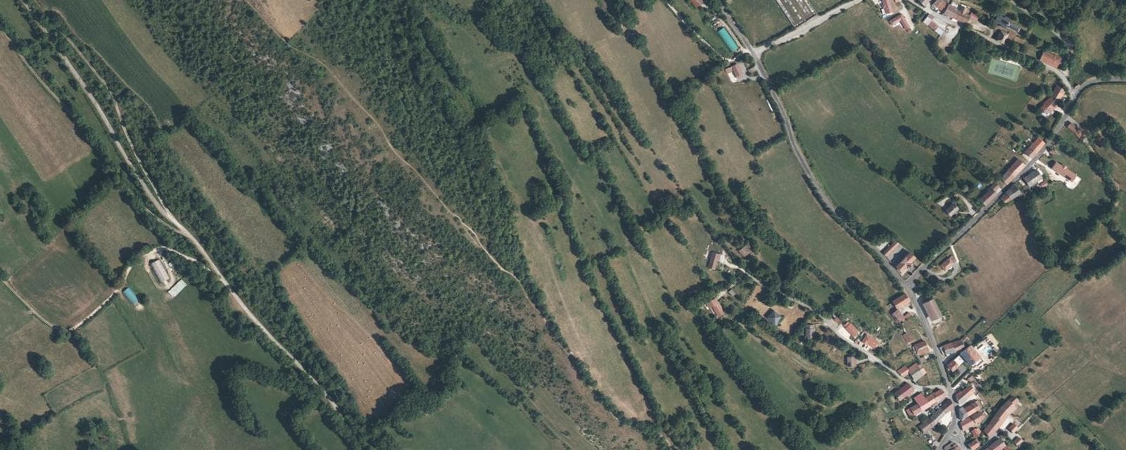 Vue aérienne de Ordonnaz (Ain)