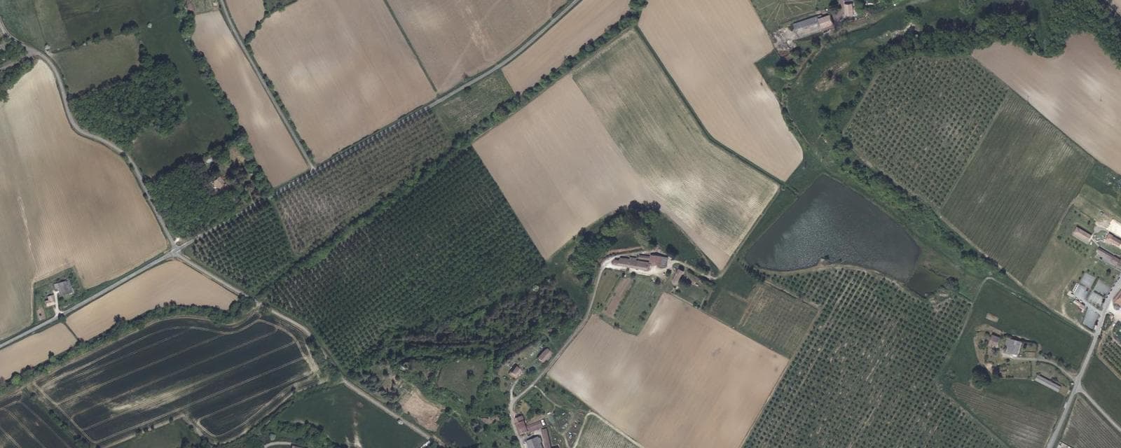 Vue aérienne de Pardaillan (Lot-et-Garonne)