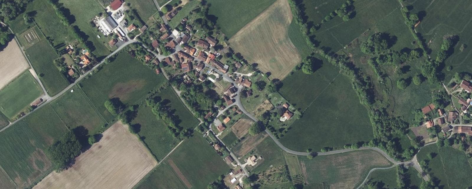Vue aérienne de Petit-Bersac (Dordogne)