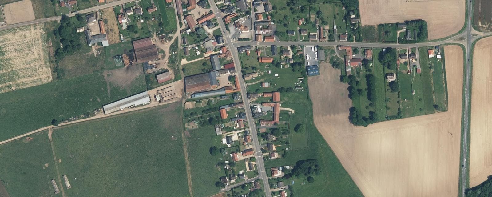 Vue aérienne de Pierremande (Aisne)