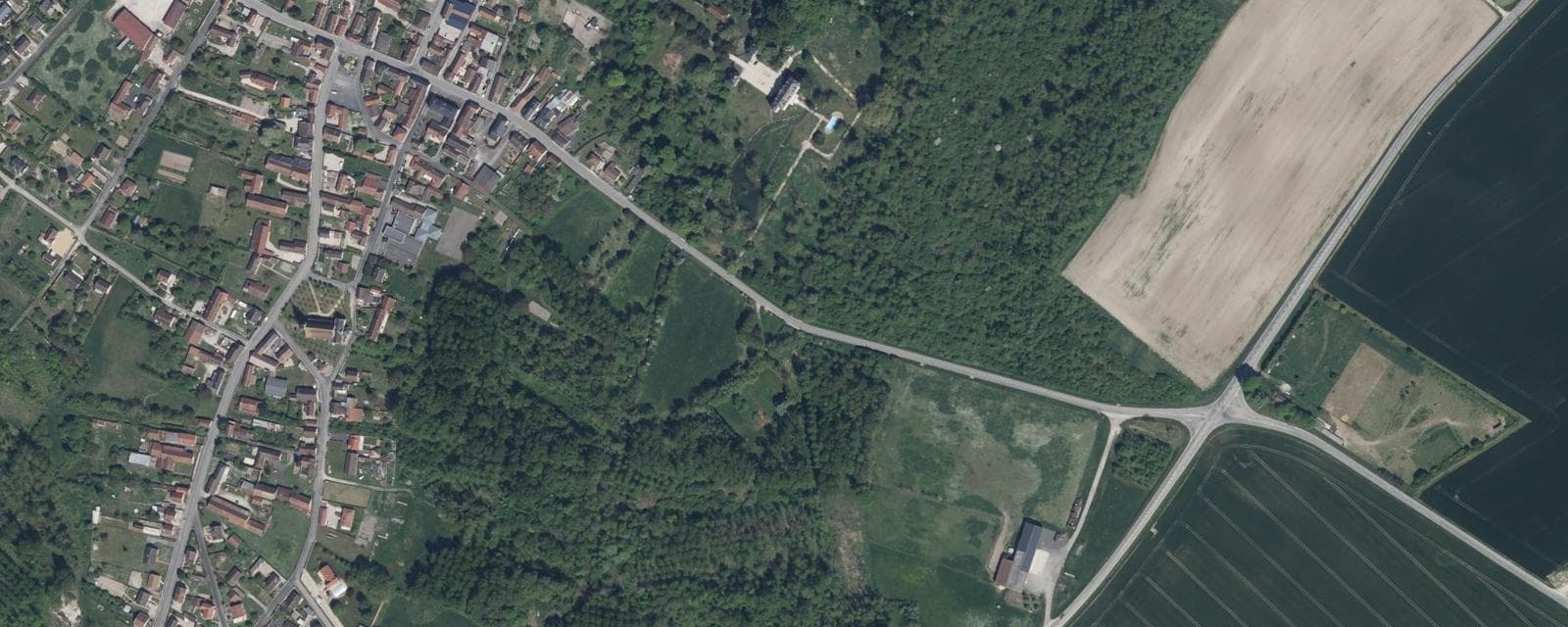 Vue aérienne de Pleurs (Marne)