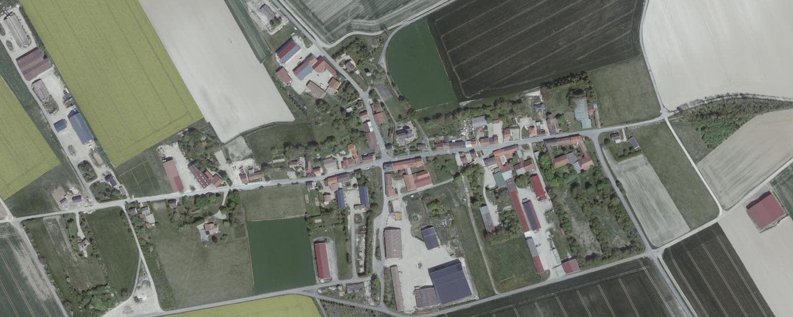 Vue aérienne de Poix (Marne)
