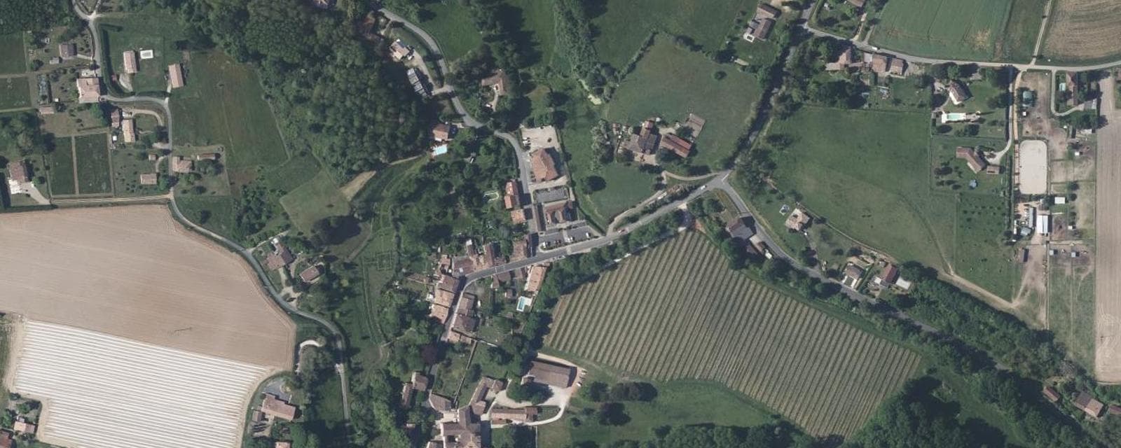 Vue aérienne de Pondaurat (Gironde)