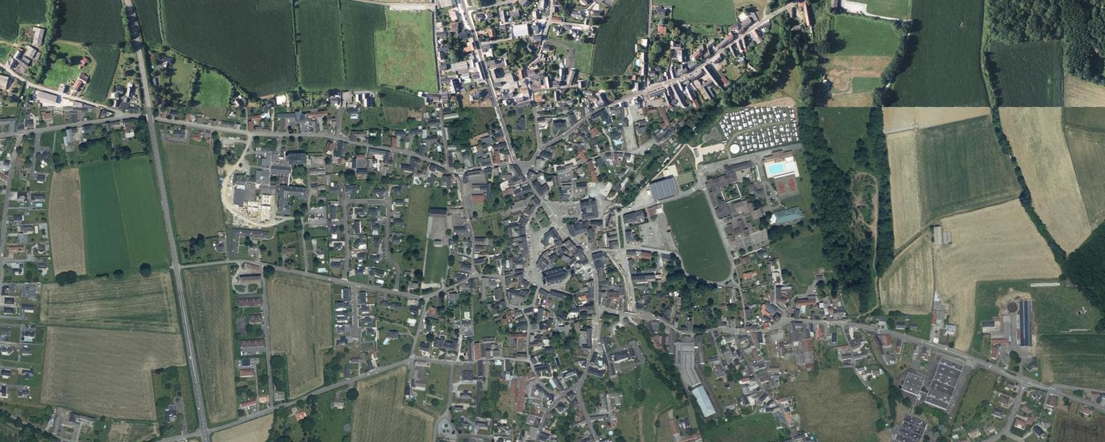 Vue aérienne de Pontacq (Pyrénées-Atlantiques)