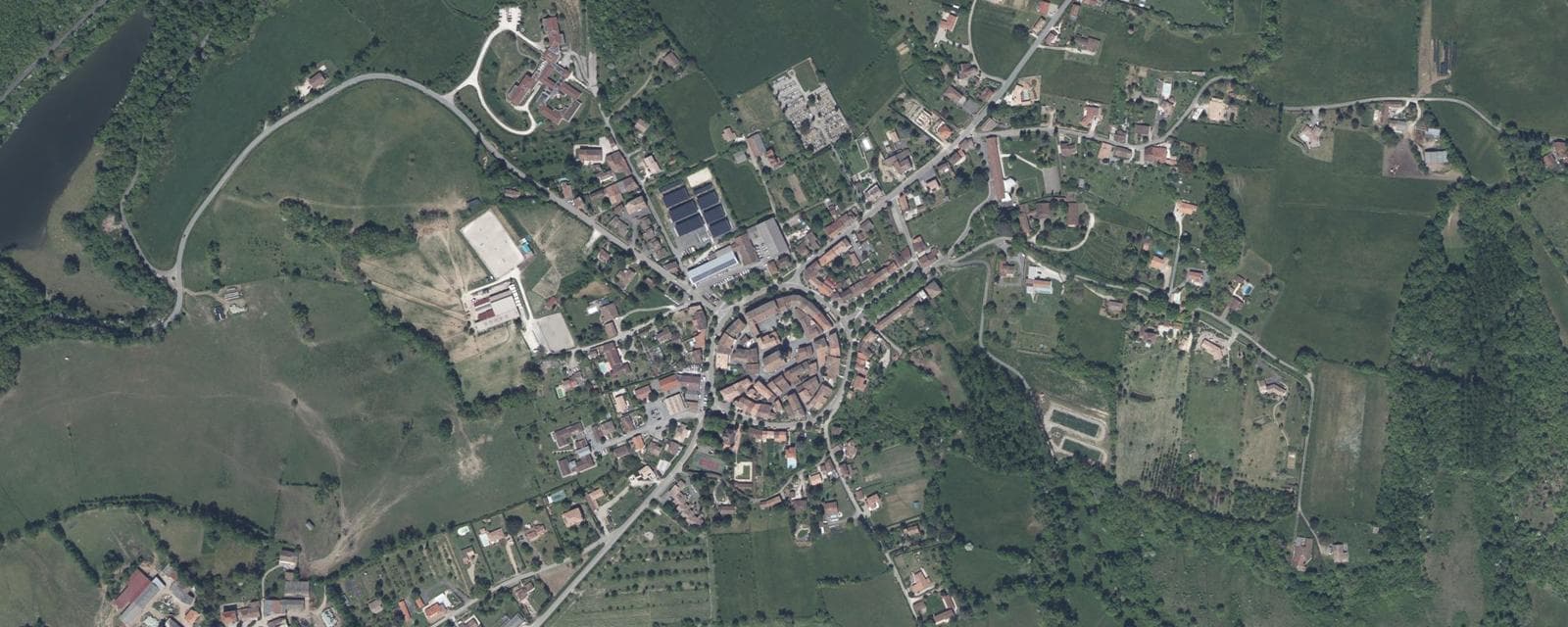 Vue aérienne de Prayssas (Lot-et-Garonne)