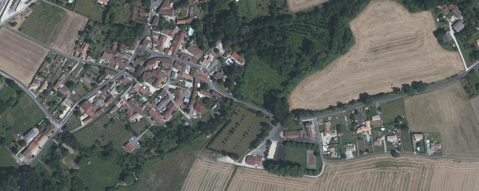 Vue aérienne de Prignac (Charente-Maritime)