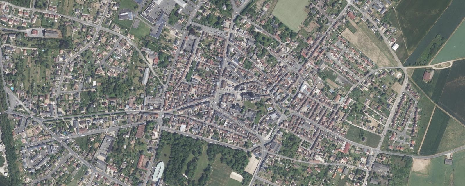 Vue aérienne de Puiseaux (Loiret)
