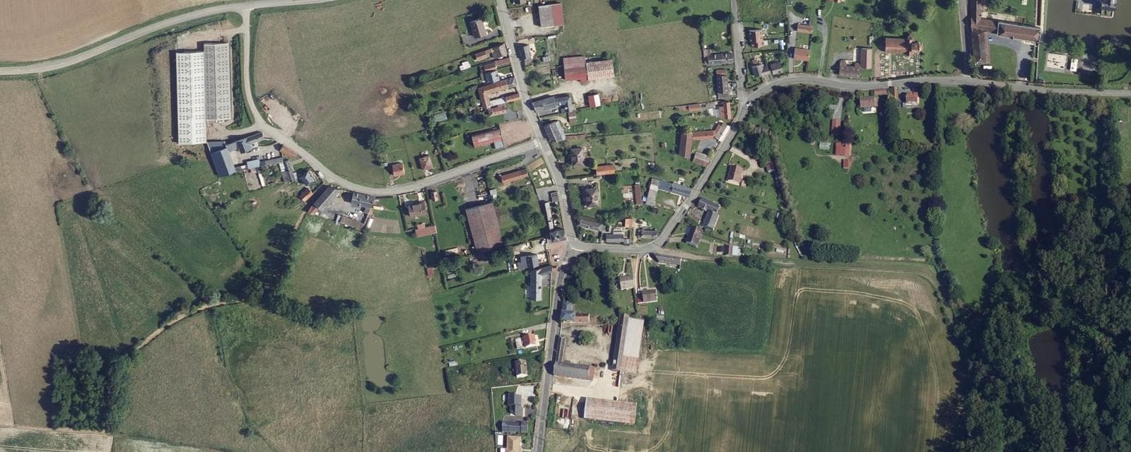 Vue aérienne de Quesmy (Oise)