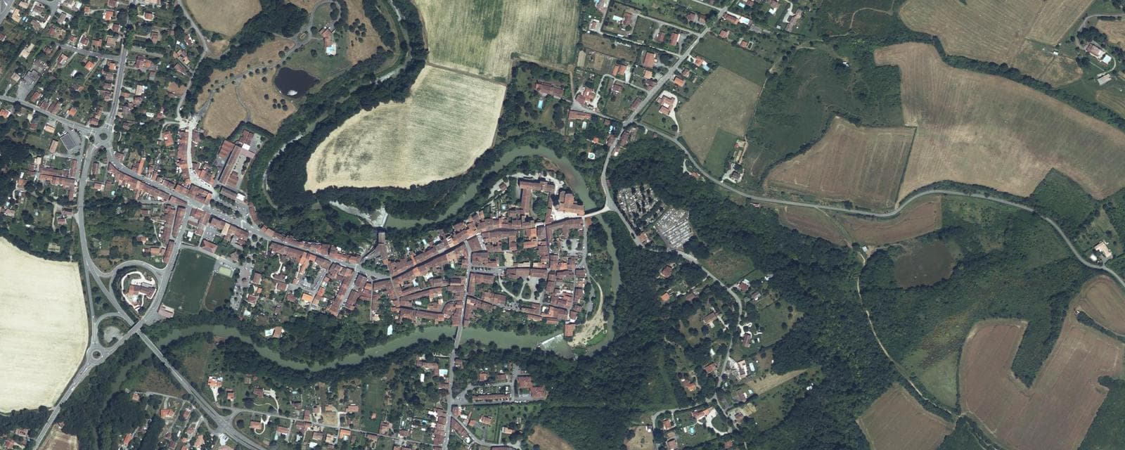 Vue aérienne de Rieux-Volvestre (Haute-Garonne)