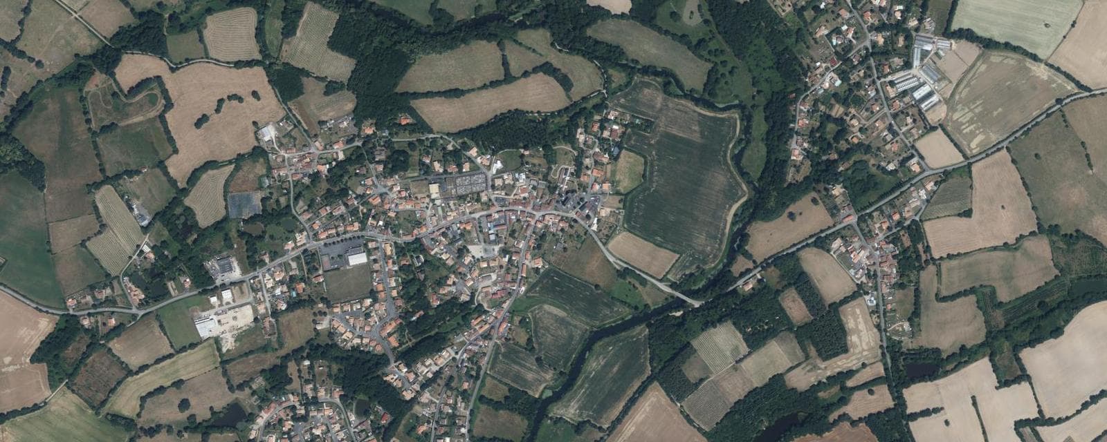 Vue aérienne de Rives de l'Yon (Vendée)