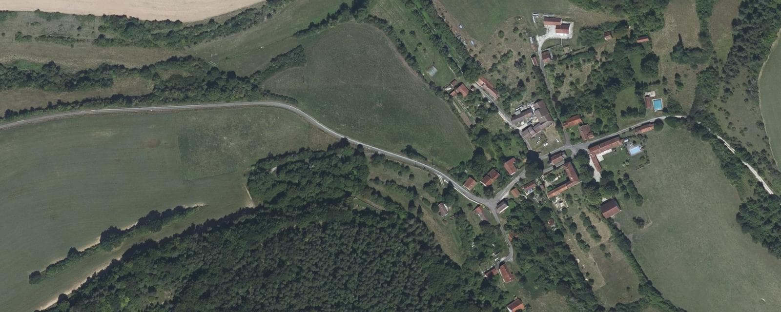 Vue aérienne de Rouelles (Haute-Marne)