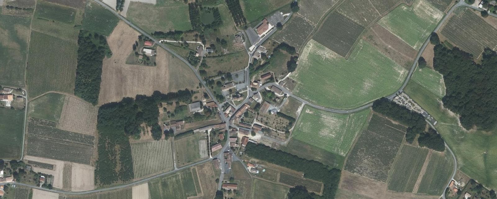 Vue aérienne de Rouffignac (Charente-Maritime)