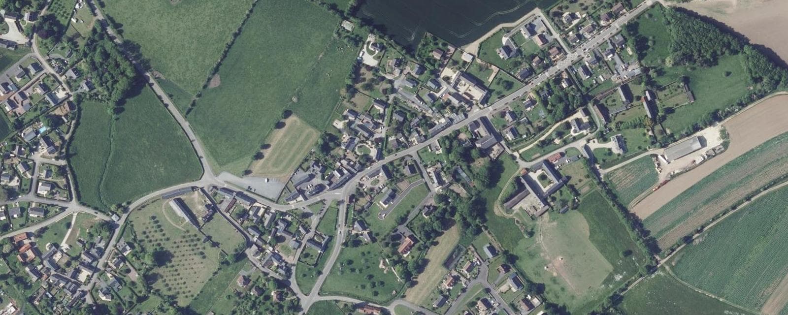 Vue aérienne de Ryes (Calvados)