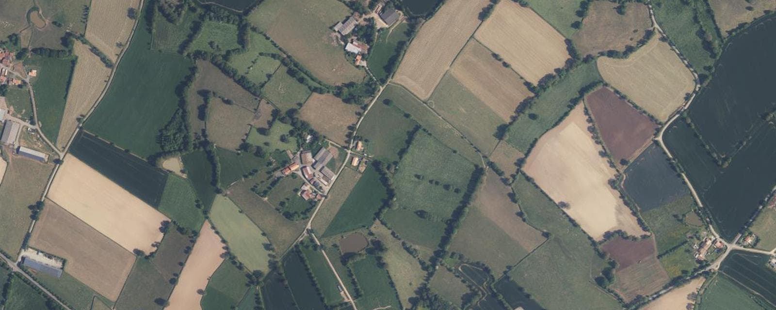 Vue aérienne de Saint-Amand-sur-Sèvre (Deux-Sèvres)