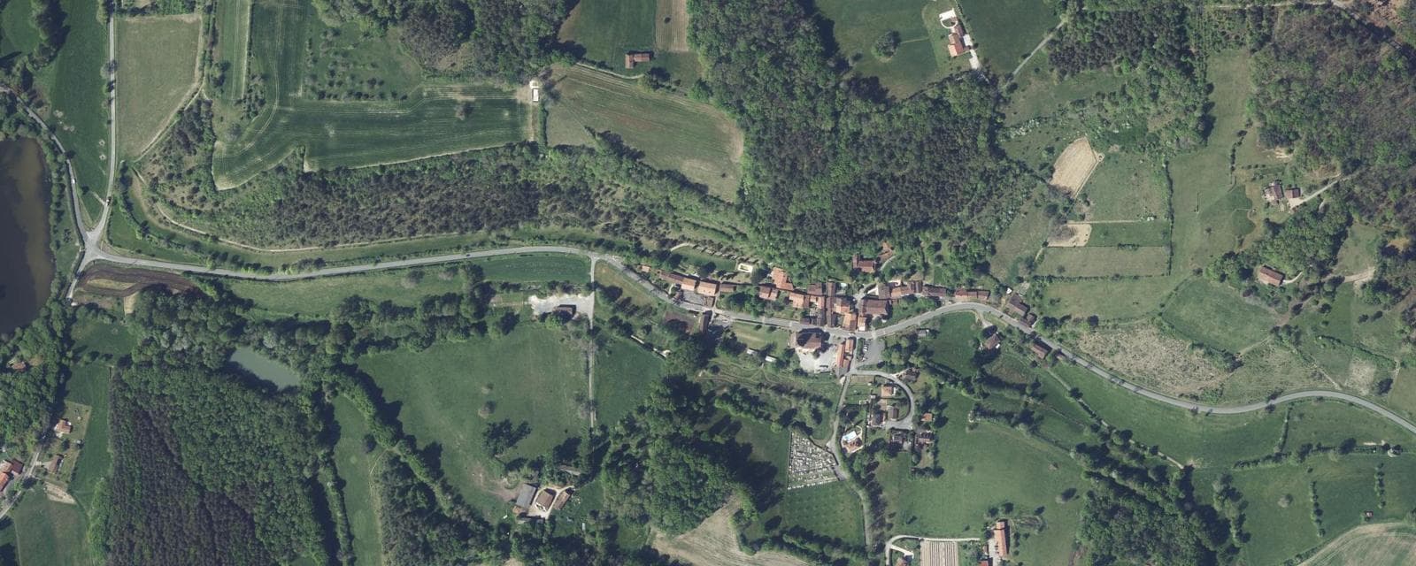Vue aérienne de Saint-Aquilin (Dordogne)