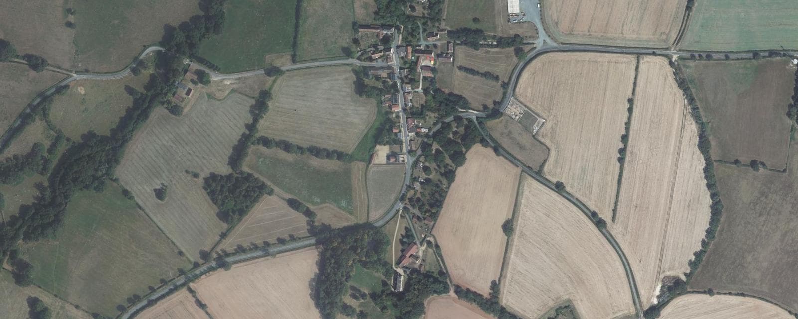 Vue aérienne de Saint-Christophe-le-Chaudry (Cher)
