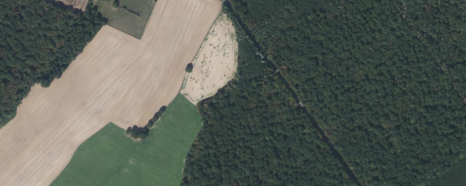 Vue aérienne de Saint-Germain-lès-Buxy (Saône-et-Loire)