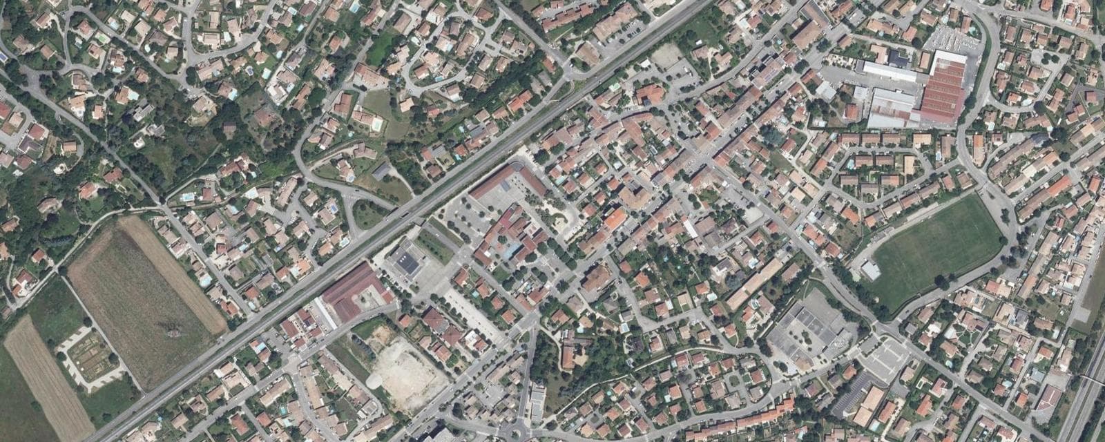 Vue aérienne de Saint-Marcel-lès-Valence (Drôme)