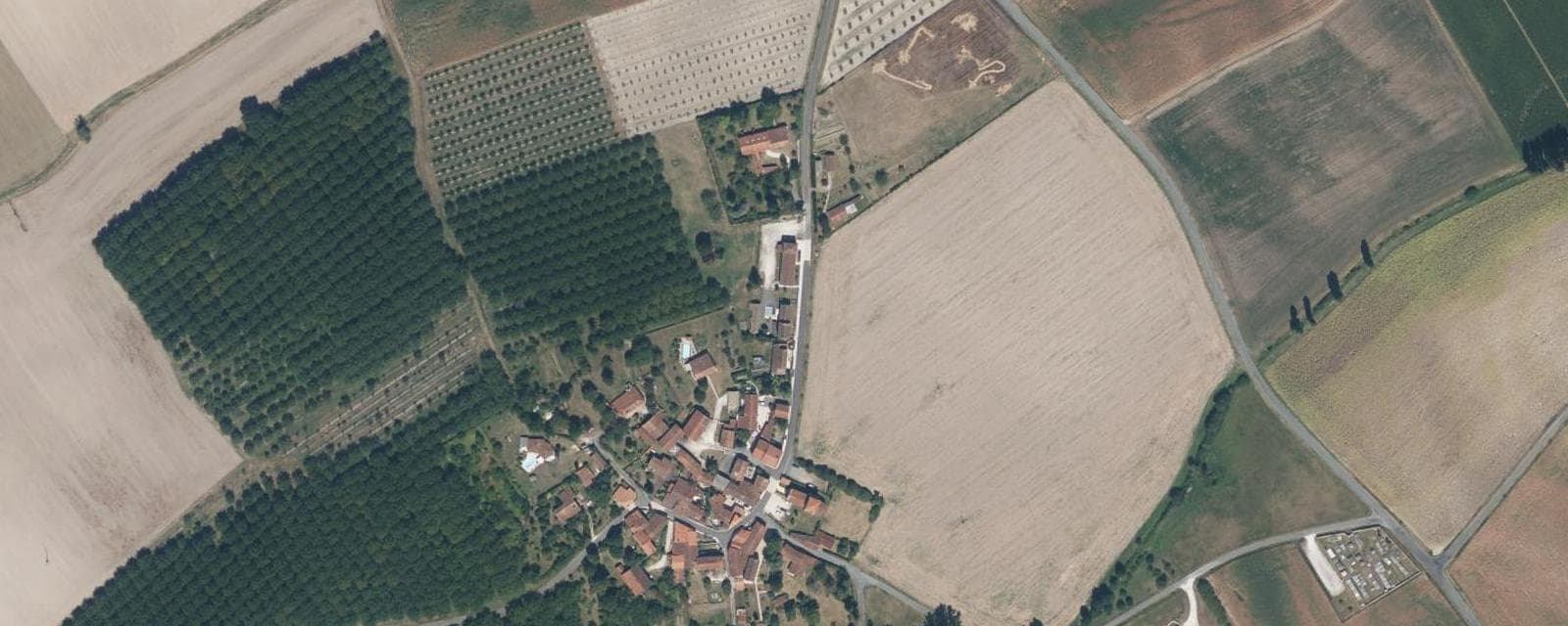 Vue aérienne de Saint-Martial (Charente)