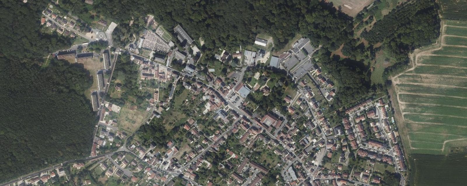 Vue aérienne de Saint-Martin-du-Tertre (Val-d'Oise)