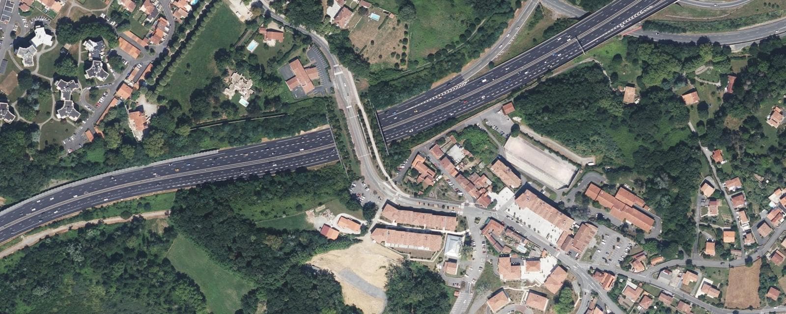 Vue aérienne de Saint-Pierre-d'Irube (Pyrénées-Atlantiques)