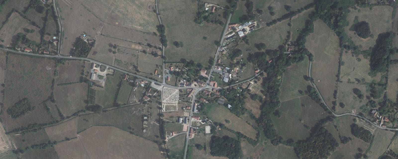 Vue aérienne de Saint-Pierre-les-Bois (Cher)